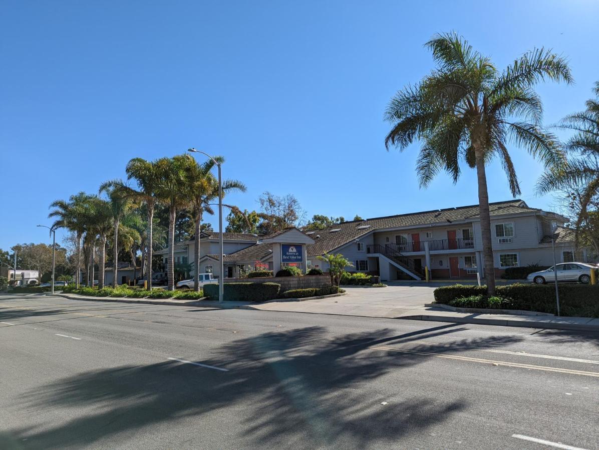 Americas Best Value Inn Oxnard-Port Hueneme Bagian luar foto