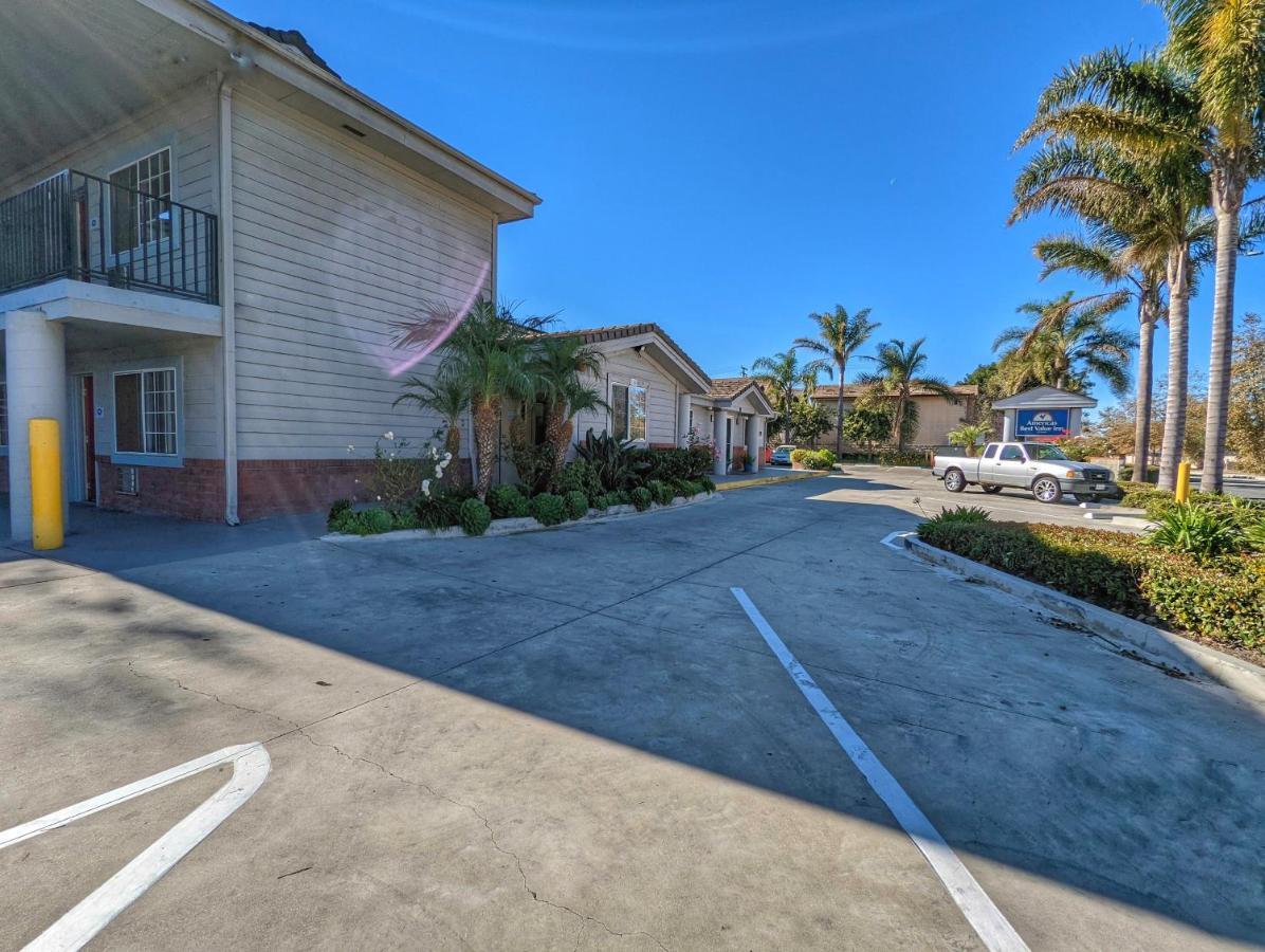 Americas Best Value Inn Oxnard-Port Hueneme Bagian luar foto