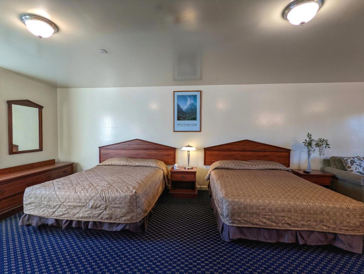 Americas Best Value Inn Oxnard-Port Hueneme Bagian luar foto