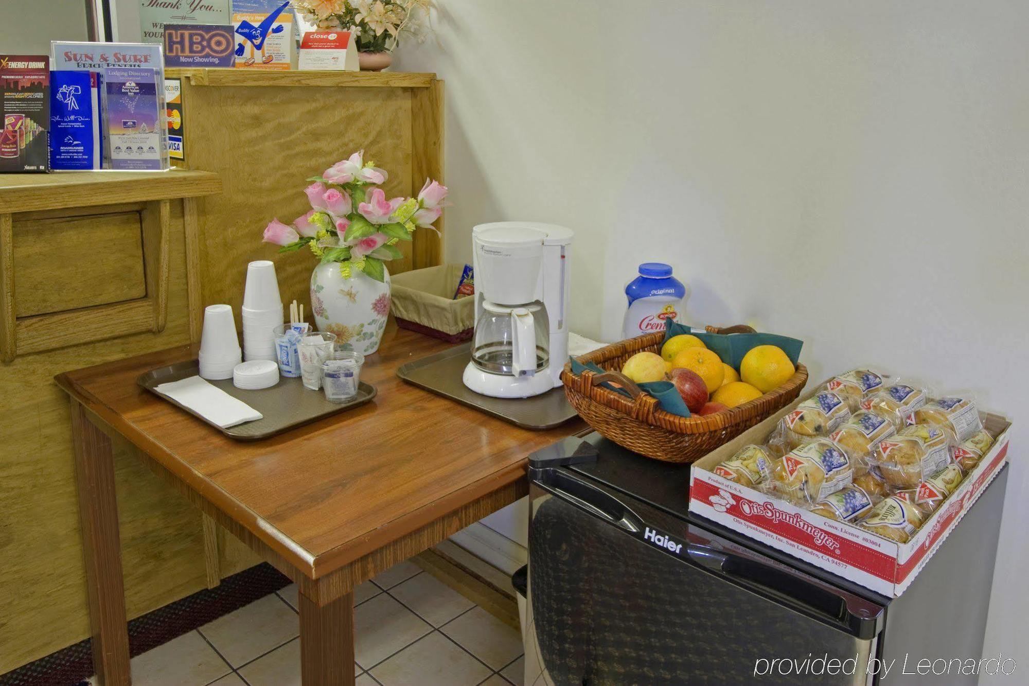 Americas Best Value Inn Oxnard-Port Hueneme Restoran foto